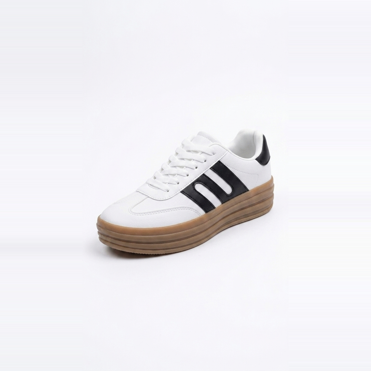 Iconic Urban Luxe - Riviera White - tres cuartos